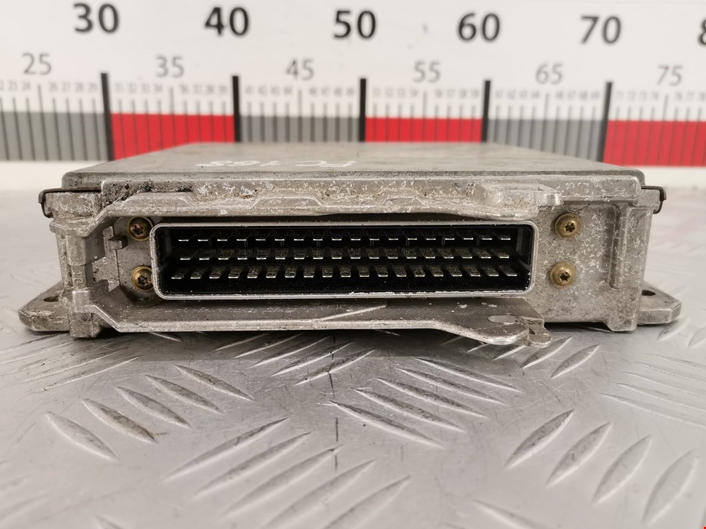 Блок управления двигателя (ЭБУ) PEUGEOT 605 1989-1999