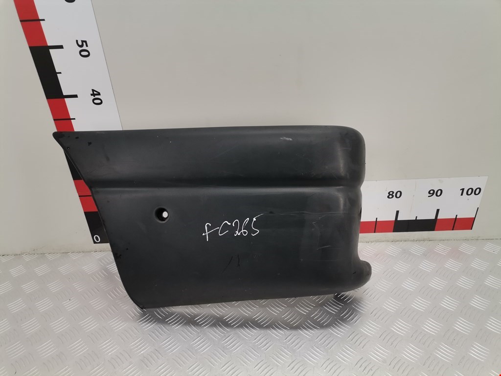 Накладка (клык) бампера левый Renault Master 2 (1997-2010)