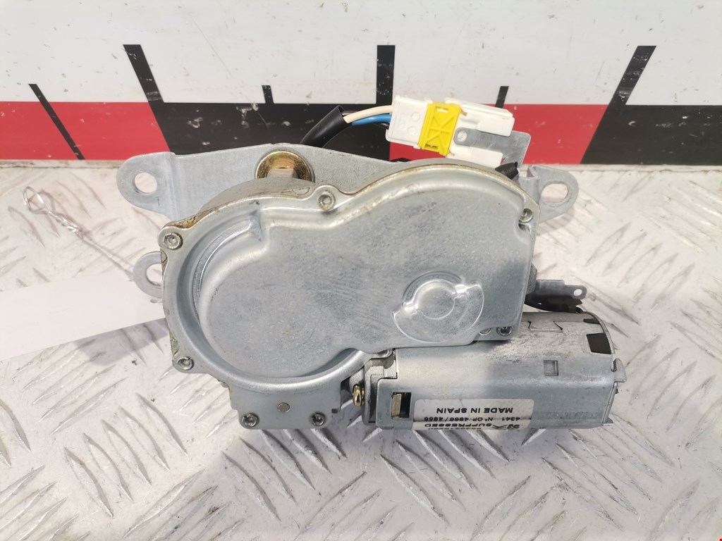 Моторчик стеклоочистителя задний CITROEN Xsara 1997-2000