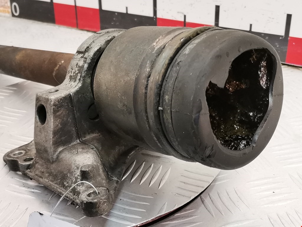 Полуось (привод, приводной вал) передняя правая PEUGEOT 605 1989-1999