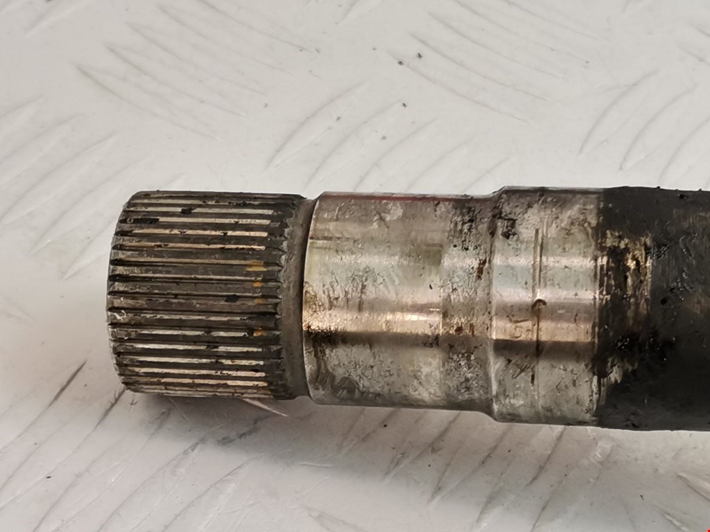 Полуось (привод, приводной вал) передняя правая PEUGEOT 605 1989-1999