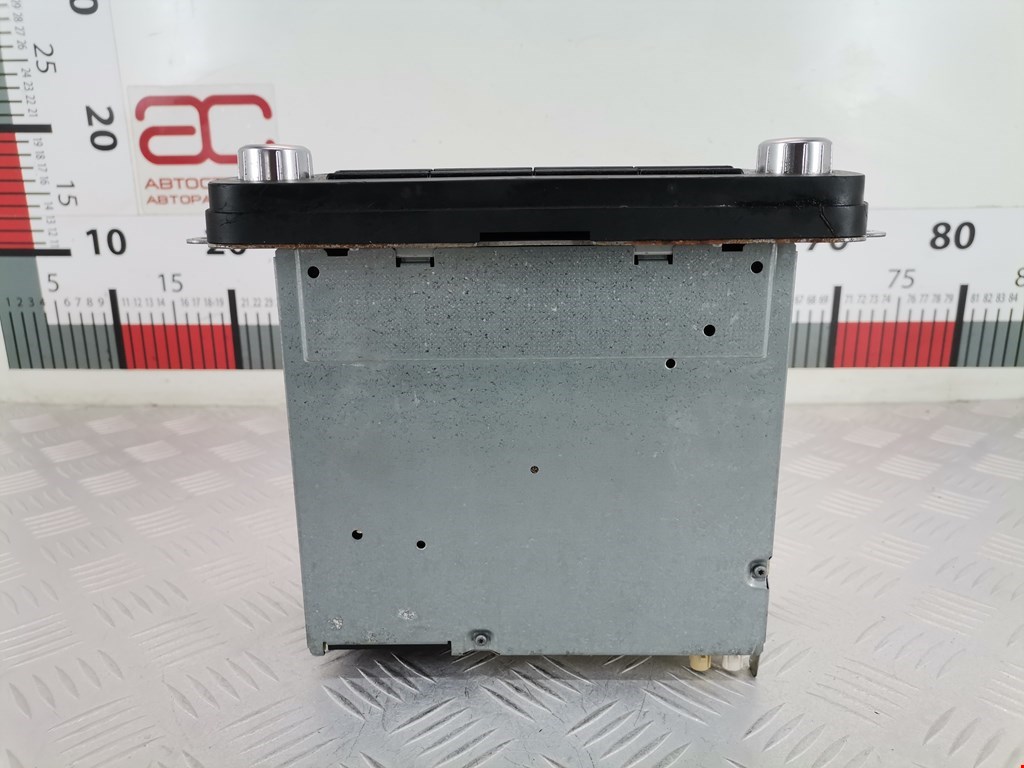 Магнитола VOLKSWAGEN Touran 2003-2010