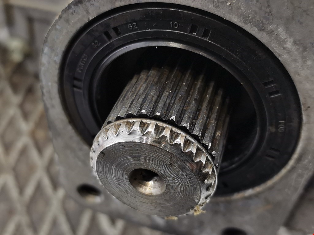 Коробка раздаточная (раздатка) HYUNDAI Tucson l 2004-2010