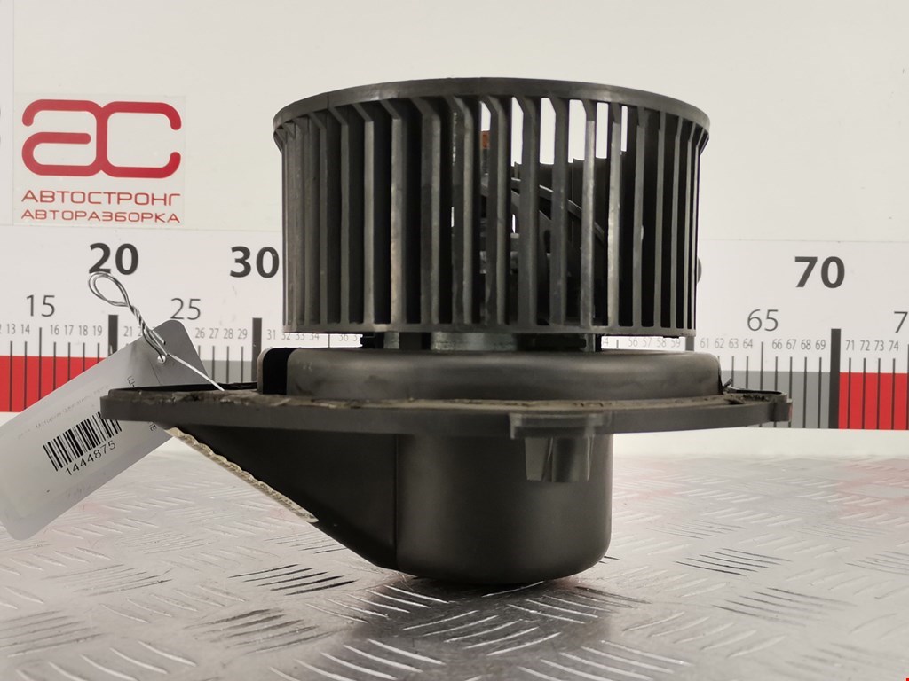 Моторчик (мотор) отопителя салона VOLKSWAGEN Passat B5 1997-2005