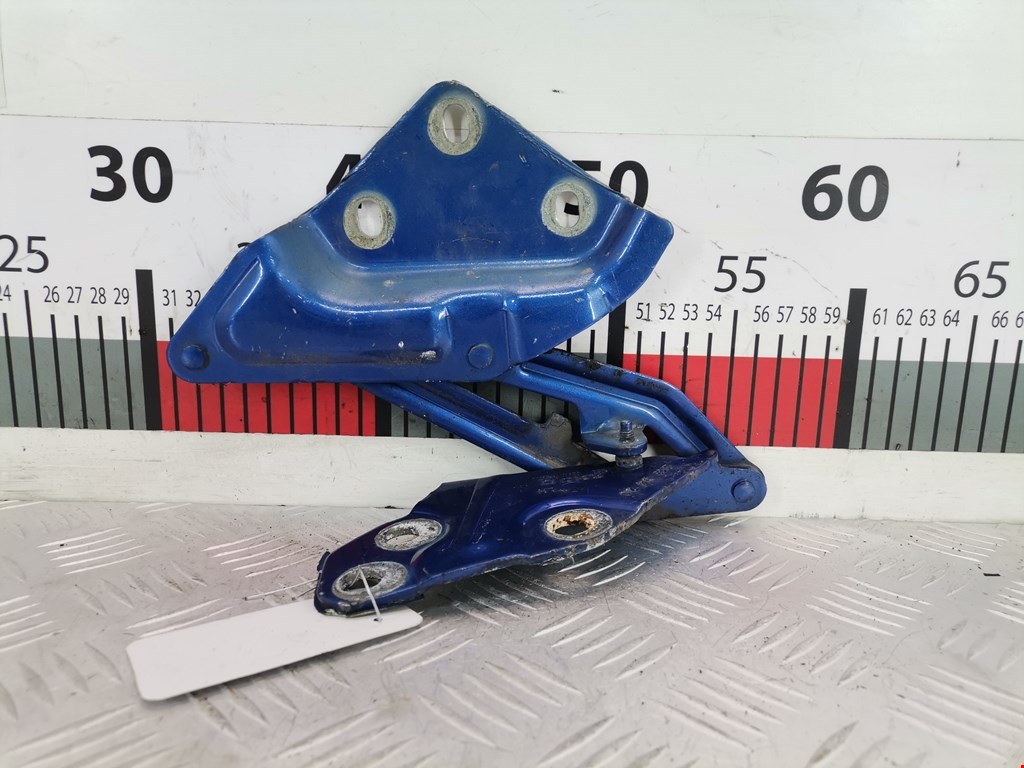 Петля капота левая/правая VOLKSWAGEN Touareg 2002-2010