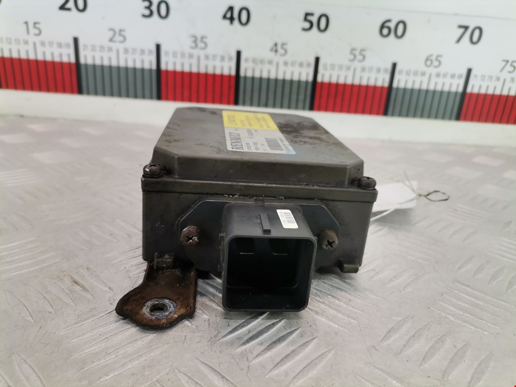 Блок управления стеклоподъемниками RENAULT Laguna 2007-2015