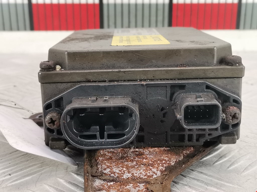 Блок управления стеклоподъемниками RENAULT Laguna 2007-2015