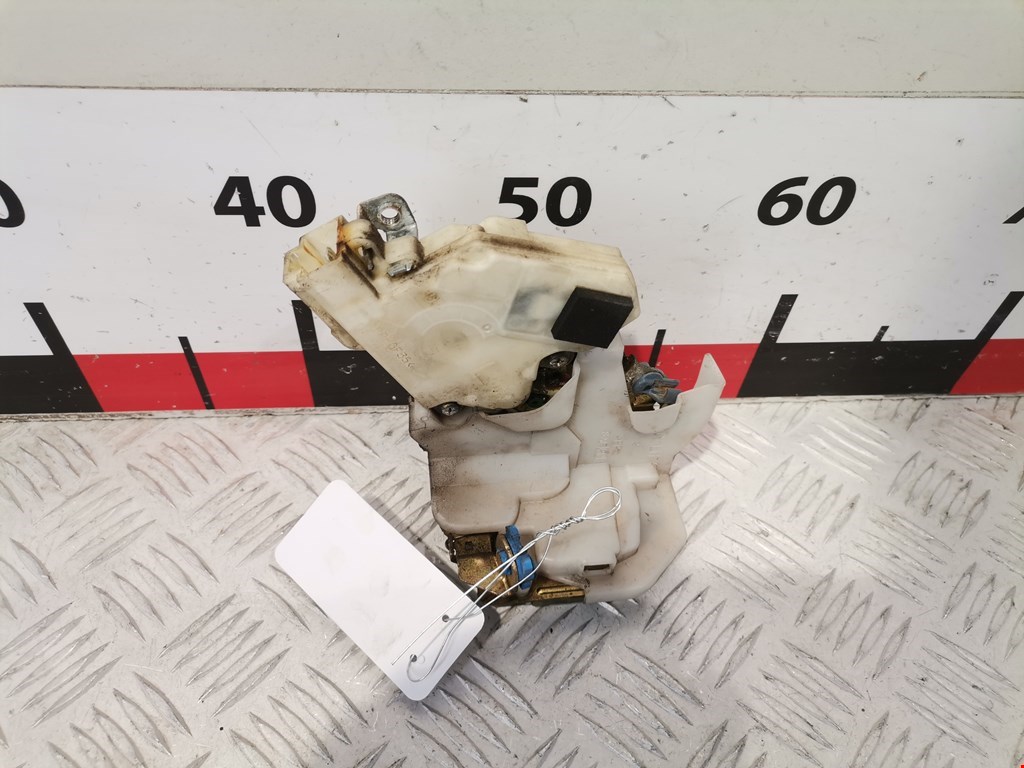 Замок двери задней левой SUBARU Impreza 2000-2007