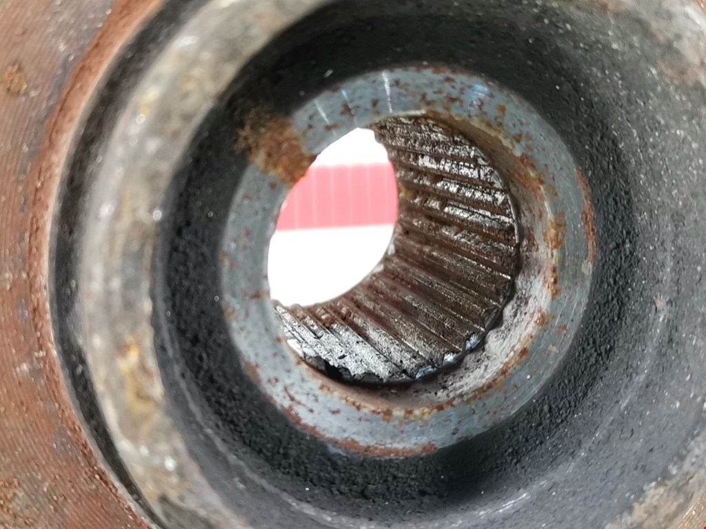 Ступица передняя левая PEUGEOT 605 1989-1999