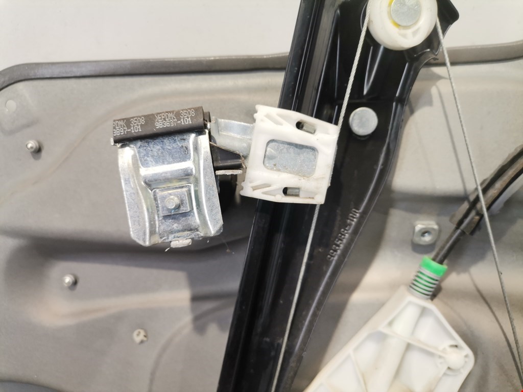 Стеклоподъемник передний левый MERCEDES-BENZ A-Class W169 2004-2012