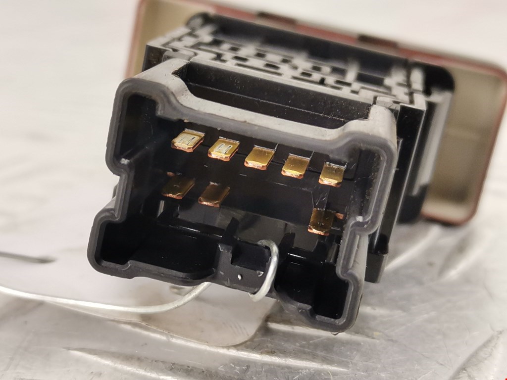 Кнопка аварийной сигнализации (аварийки) NISSAN X-Trail T31 2007-2015