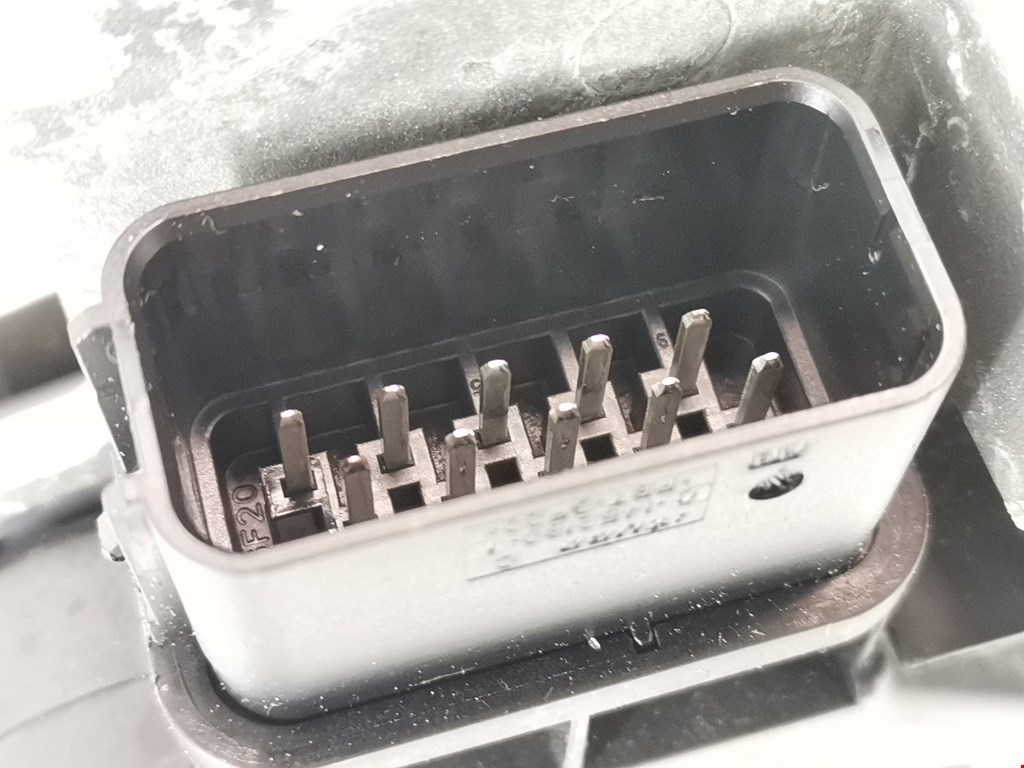 Замок двери передней правой VOLVO V50 I 2004-2012