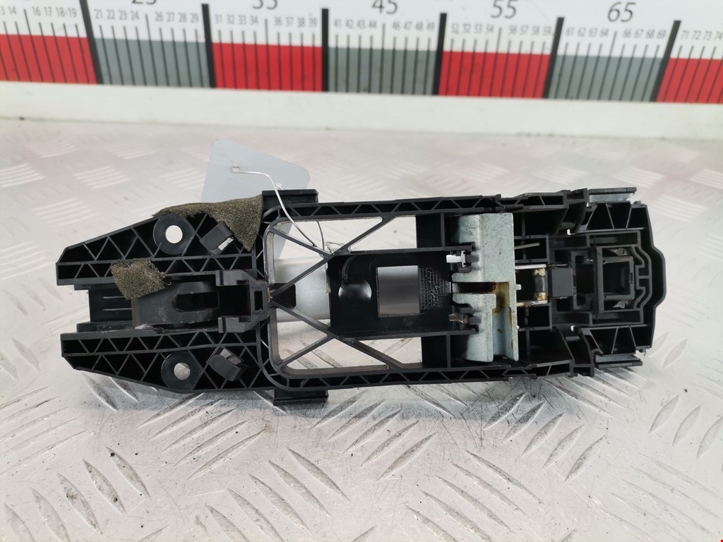 Ручка двери задней наружная правая SEAT Ibiza 2008-2017