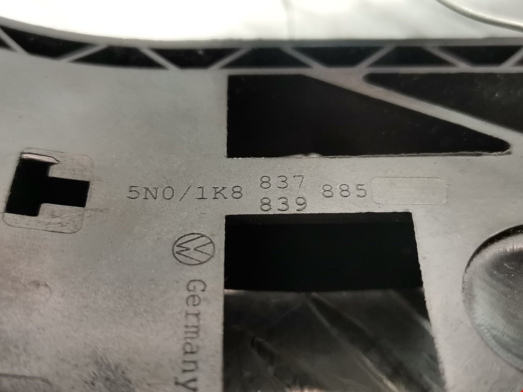 Ручка двери задней наружная правая SEAT Ibiza 2008-2017