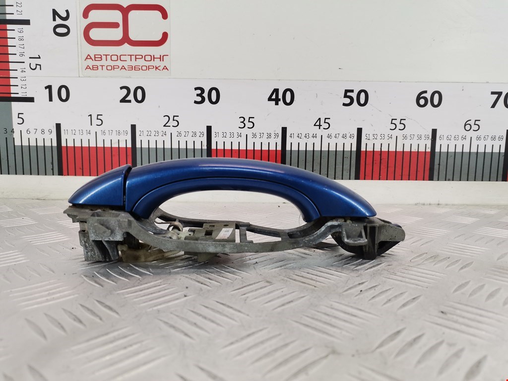 Ручка двери передней наружная левая VOLKSWAGEN Touareg 2002-2010