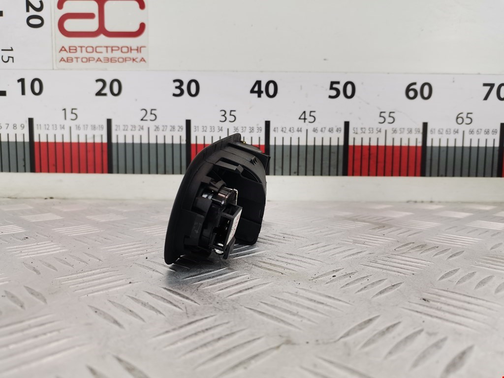 Ручка дверная задняя внутренняя левая VOLKSWAGEN Sharan 1995-2010