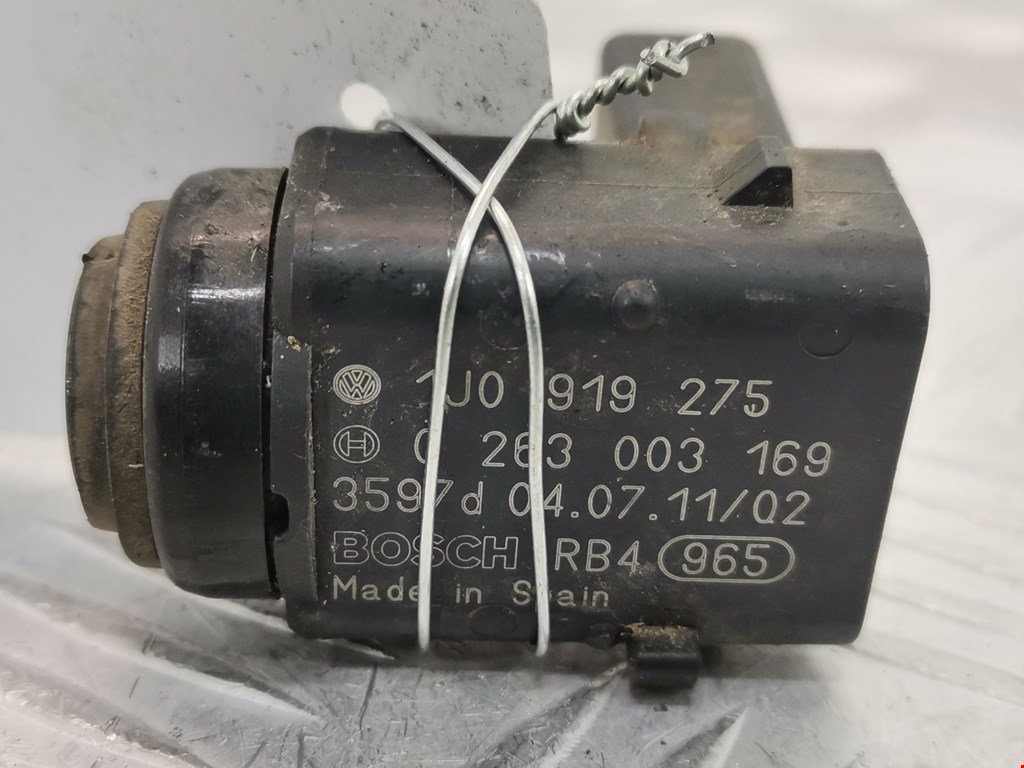 Датчик парковки VOLKSWAGEN Touareg 2002-2010