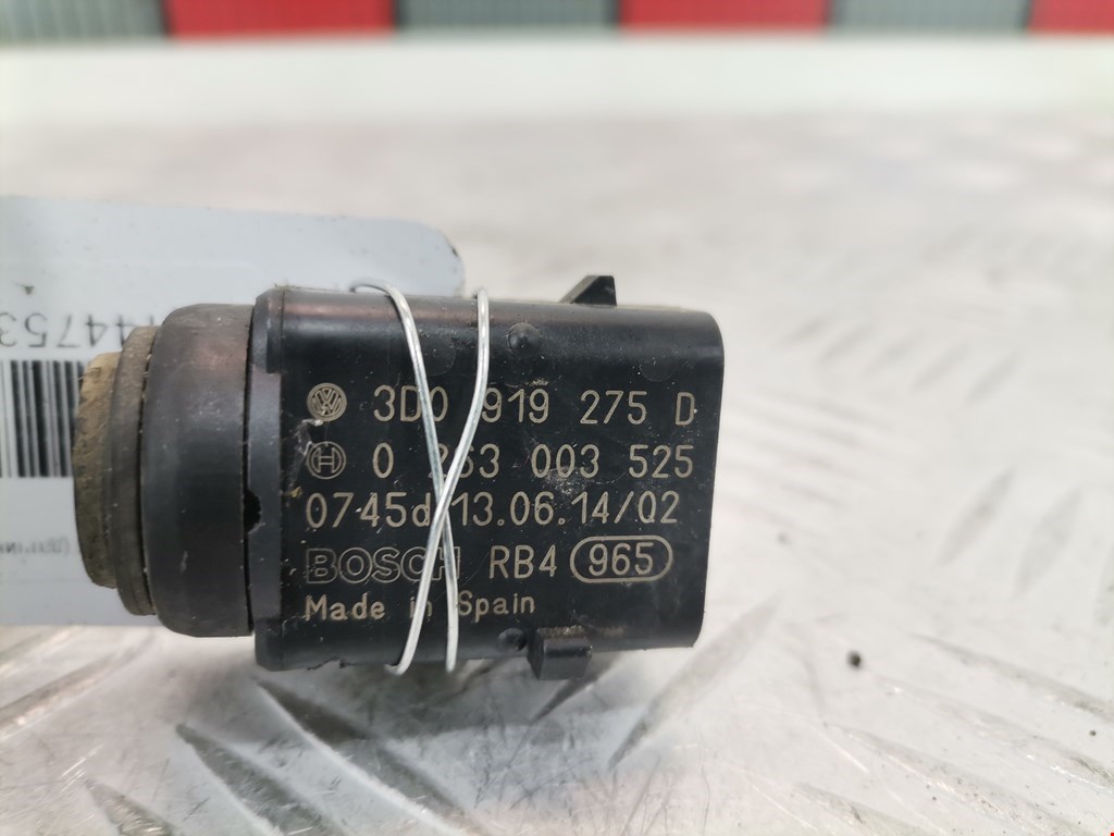 Датчик парковки VOLKSWAGEN Touareg 2002-2010