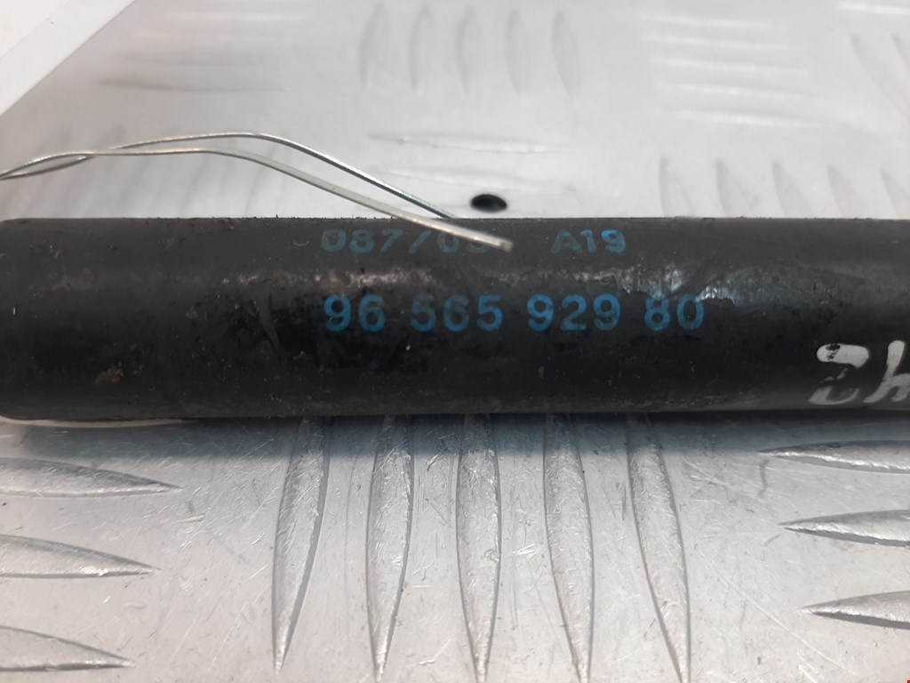 Амортизатор крышки (двери) багажника PEUGEOT 407 2004-2010