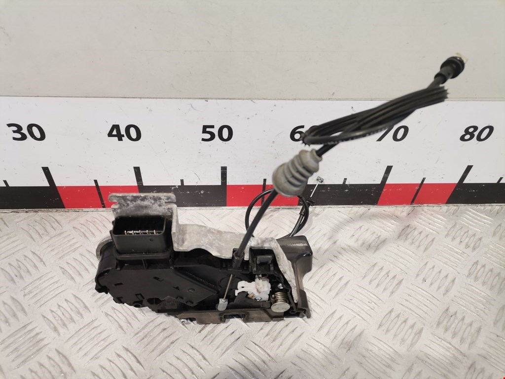 Замок двери передней правой VOLVO V50 I 2004-2012