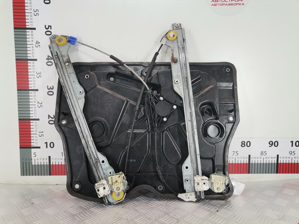 Стеклоподъемник передний правый NISSAN X-Trail T31 2007-2015