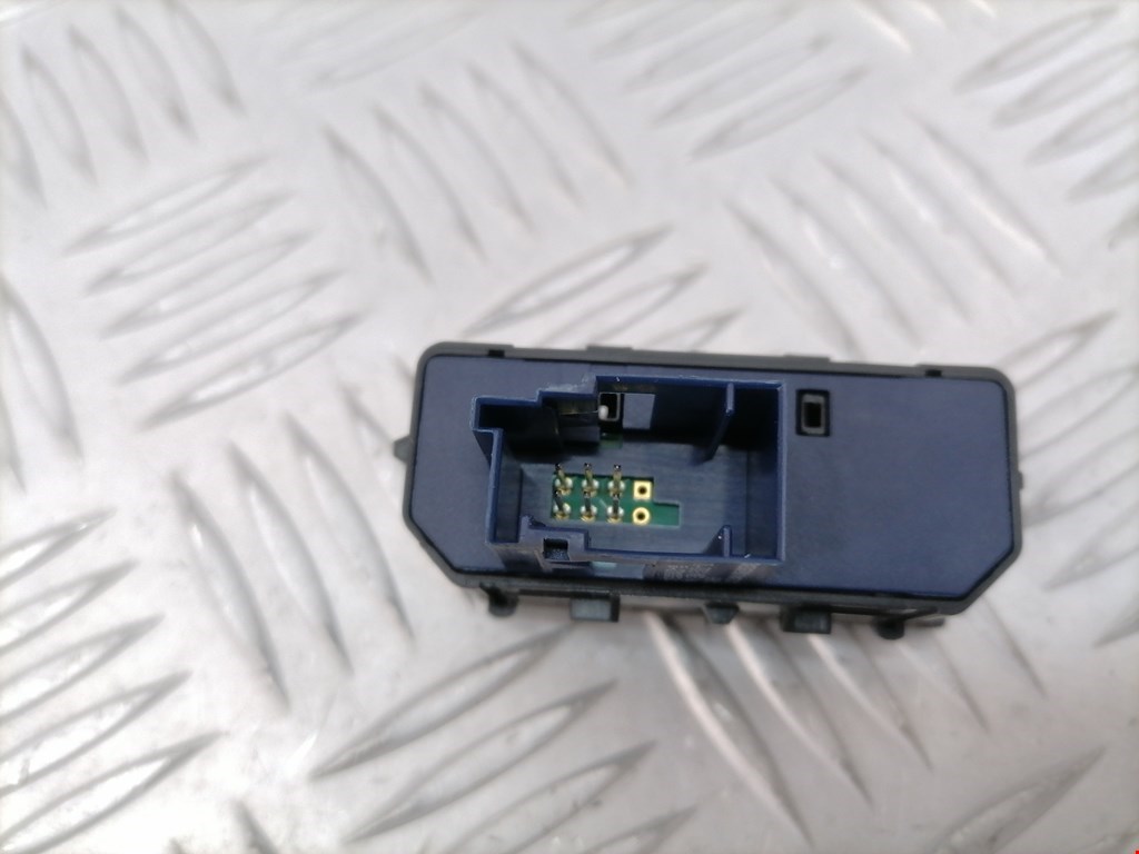 Кнопка антипробуксовочной системы CITROEN C5 II 2007-2017