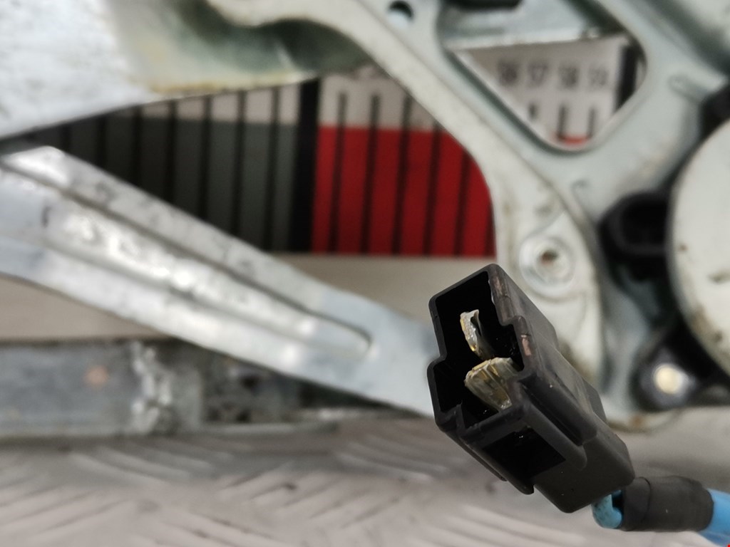 Стеклоподъемник передний левый SUBARU Impreza 2000-2007