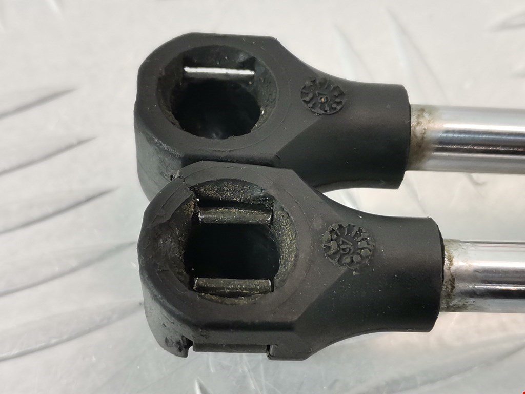 Амортизатор крышки (двери) багажника CITROEN Berlingo 1996-2012