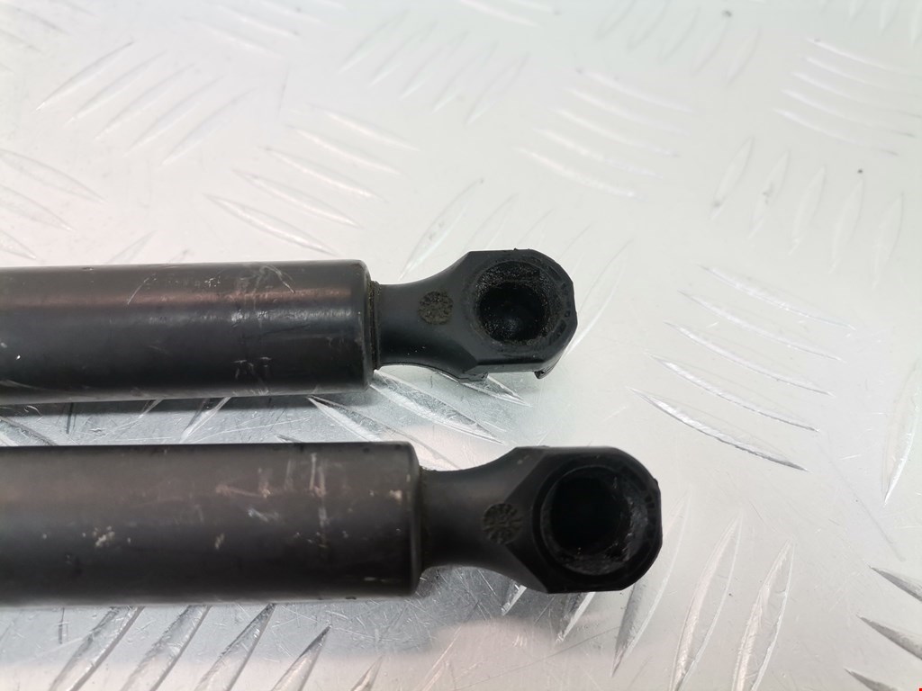 Амортизатор крышки (двери) багажника CITROEN Berlingo 1996-2012