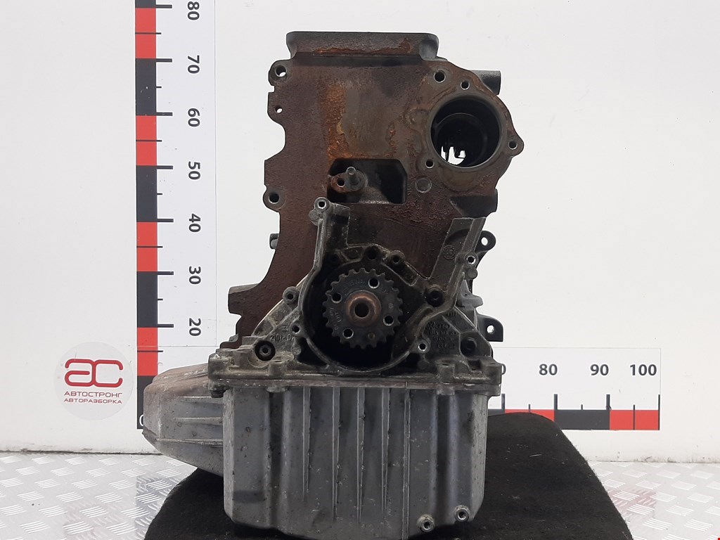 Блок цилиндров SKODA Fabia MK2 5J 2007-2014