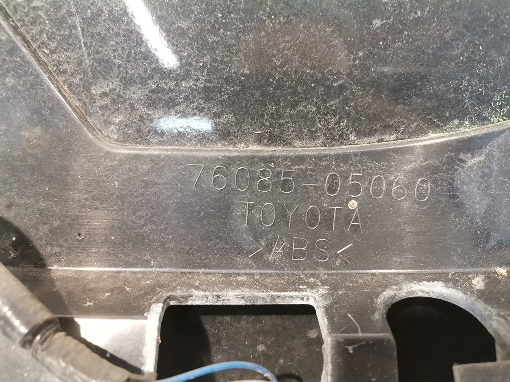 Спойлер TOYOTA Avensis 2009-2015