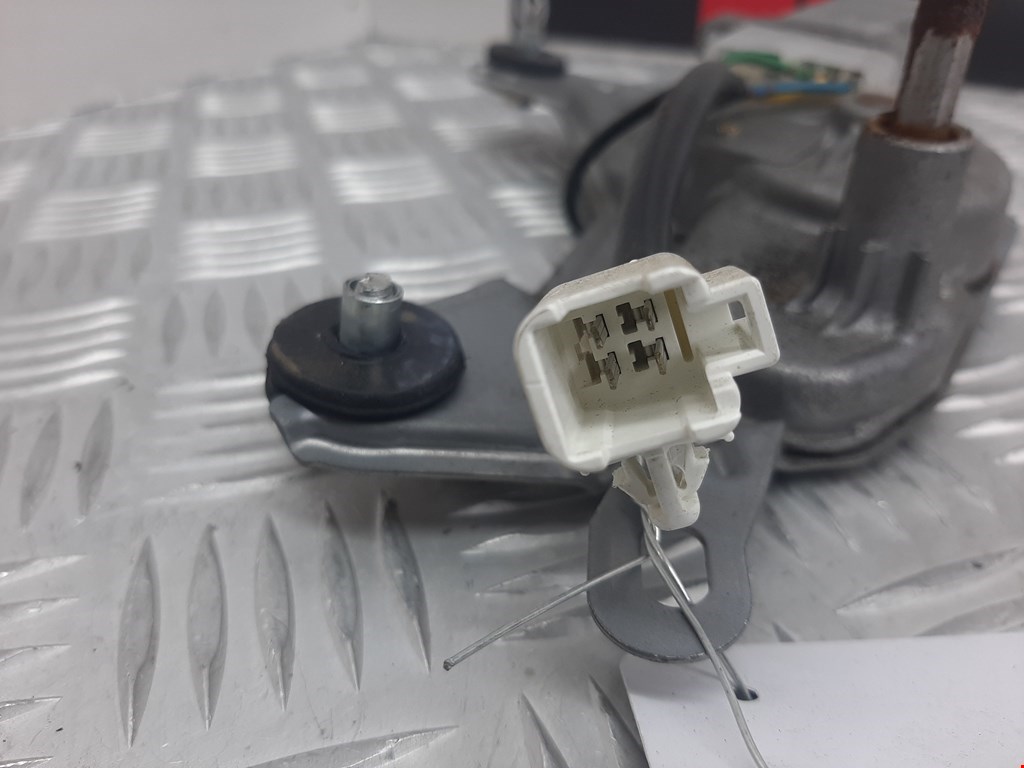 Моторчик стеклоочистителя задний TOYOTA Prius II XW20 2003-2012