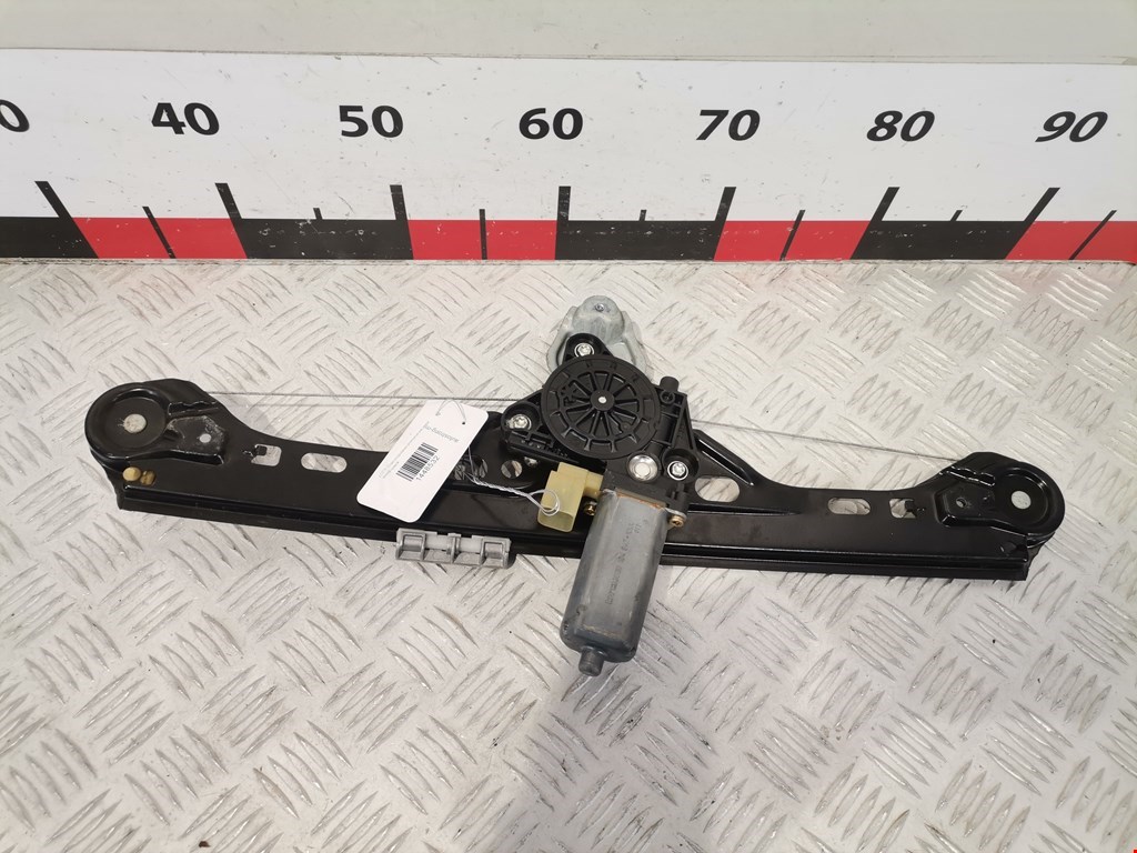 Стеклоподъемник задний правый MERCEDES-BENZ C-Class C-klasse W203 2000-2007