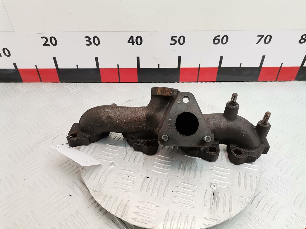 Коллектор выпускной AUDI A4 B8 2007-2015