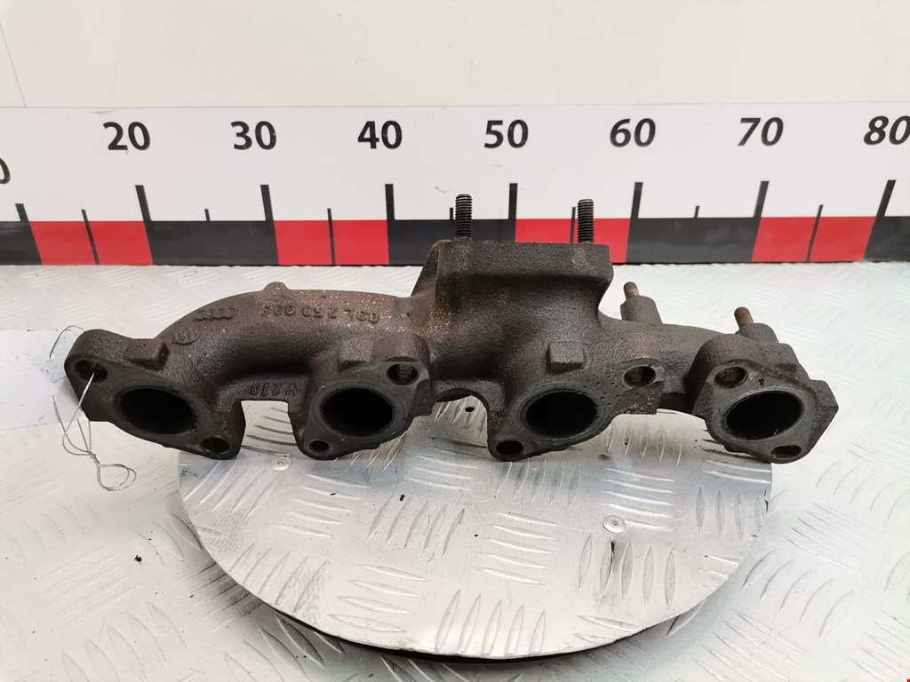 Коллектор выпускной AUDI A4 B8 2007-2015