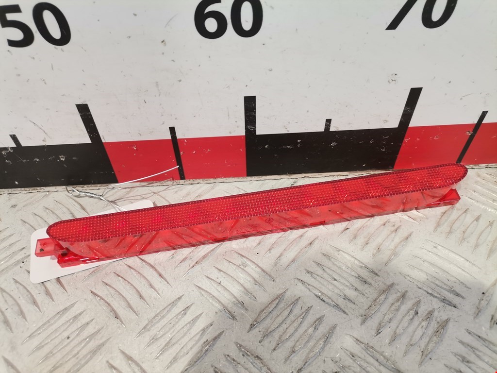 Фонарь дополнительный тормозной (стоп-сигнал) Mini Cooper Hatch 2 (R56) (2006-2013)