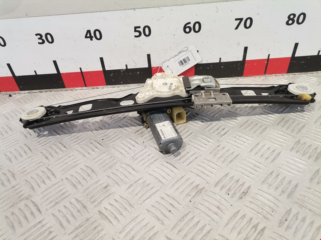 Стеклоподъемник задний правый MERCEDES-BENZ C-Class C-klasse W203 2000-2007