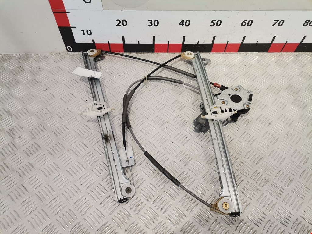 Стеклоподъемник передний правый CITROEN Xsara 1997-2000