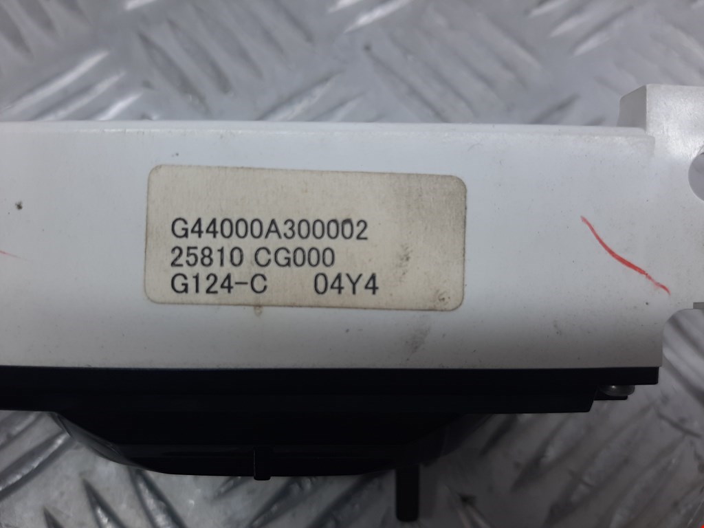 Часы INFINITI FX/ QX70 2002-2008