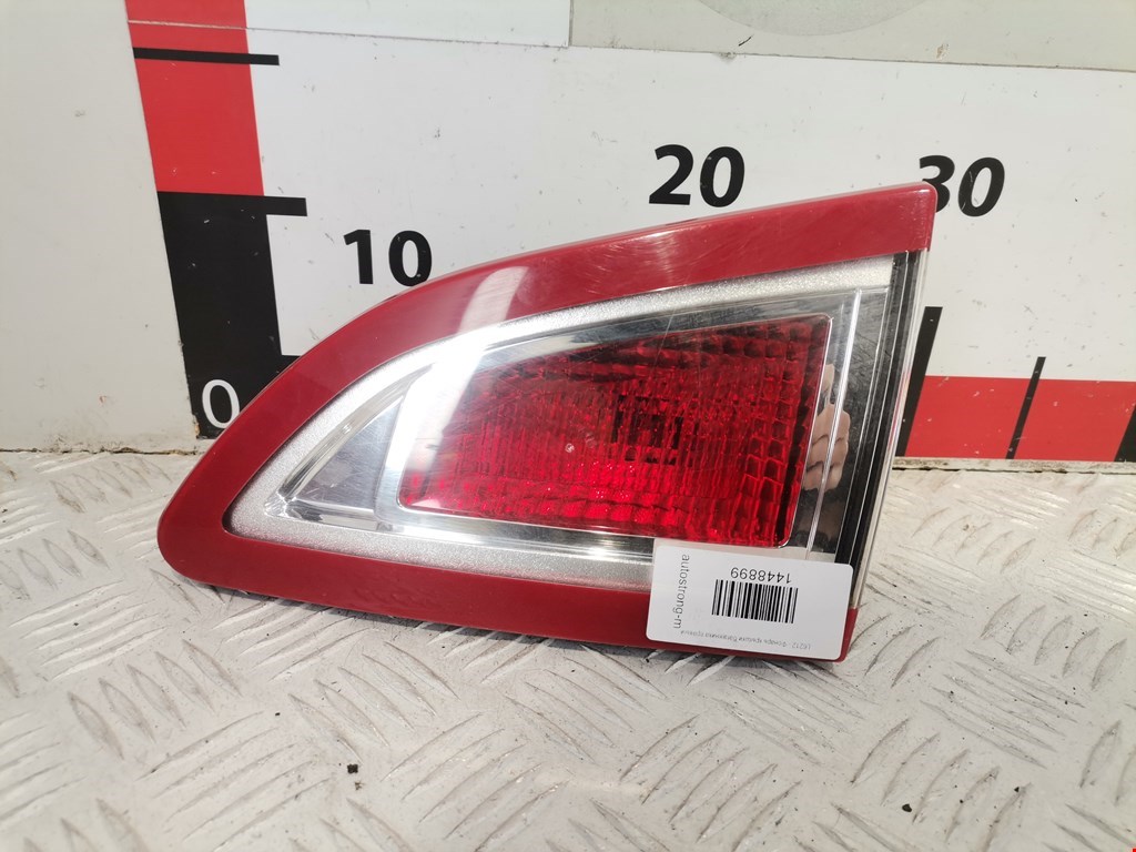 Фонарь задний внутренний правый RENAULT Scenic III 2010-2015