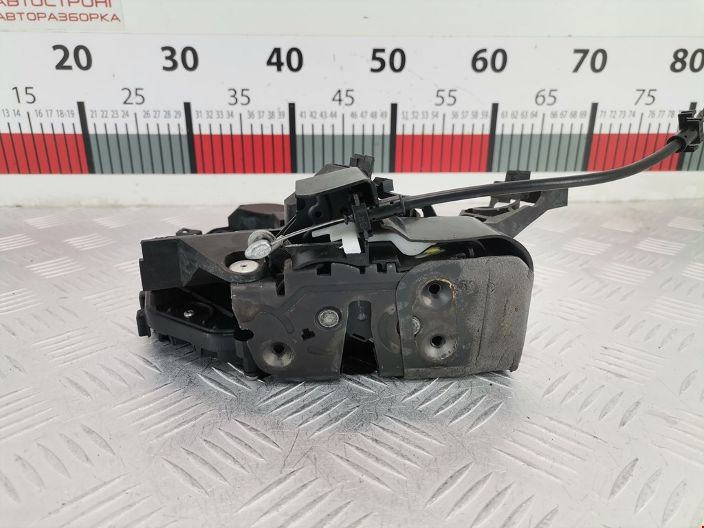 Замок двери задней левой VOLVO V50 I 2004-2012