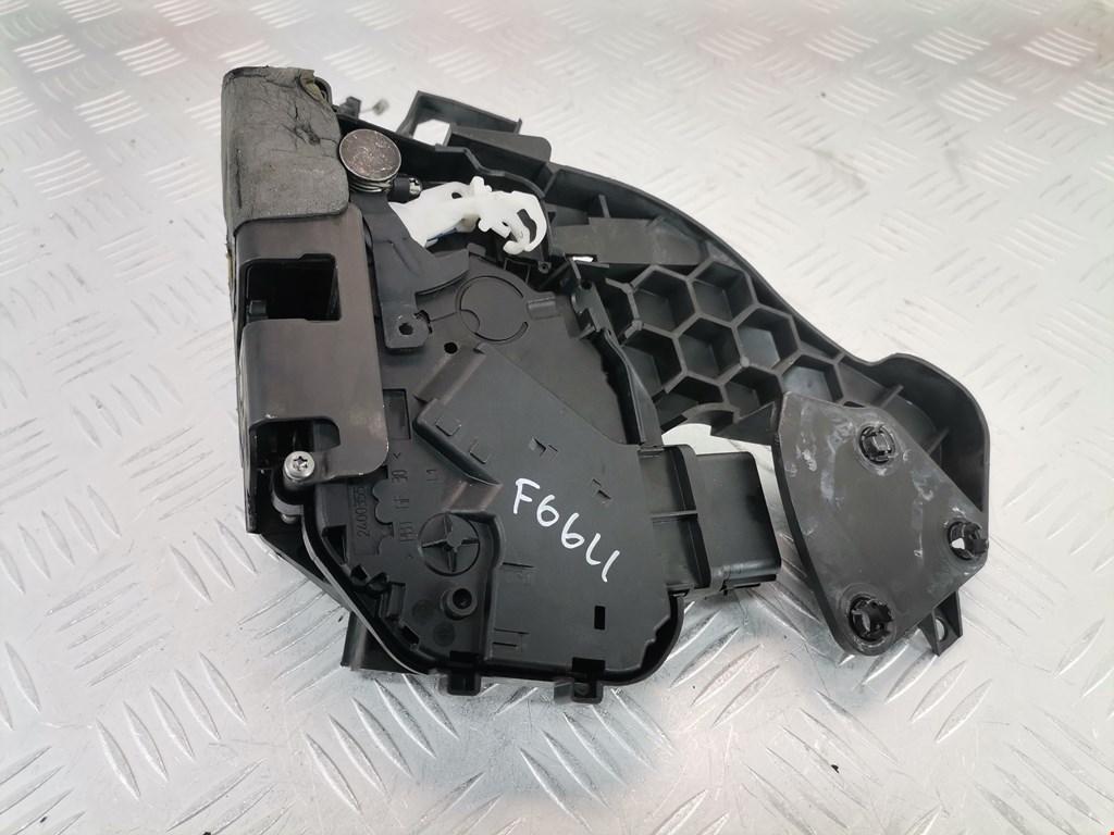 Замок двери задней левой VOLVO V50 I 2004-2012