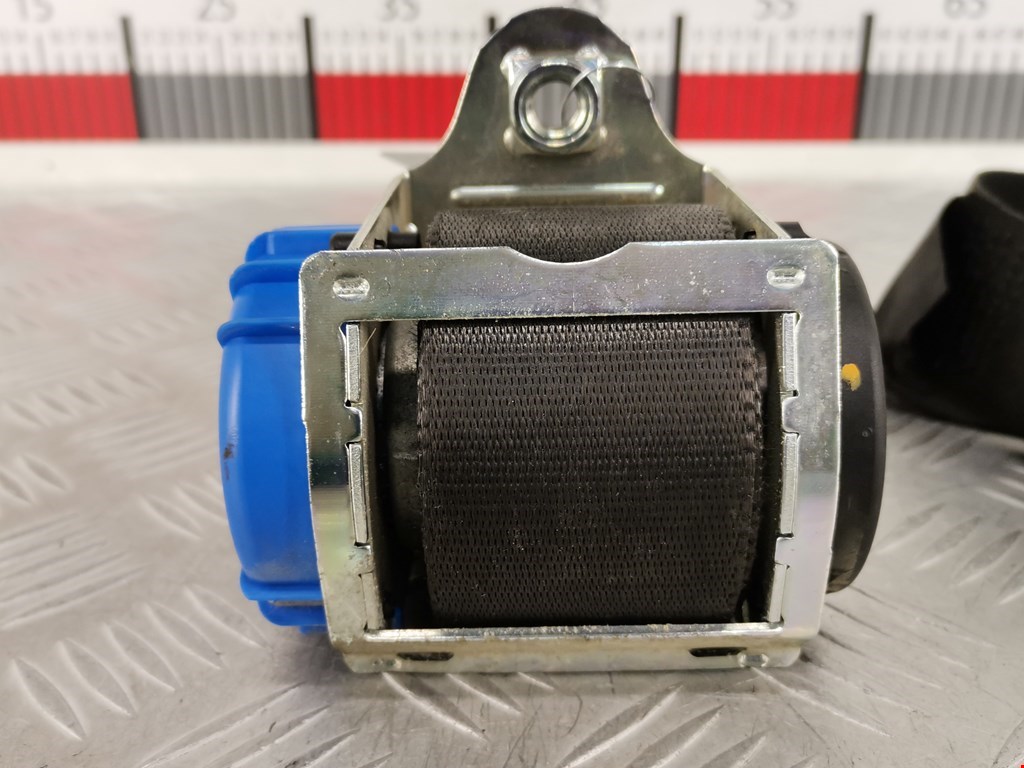 Ремень безопасности передний левый FORD Fiesta 2001-2008