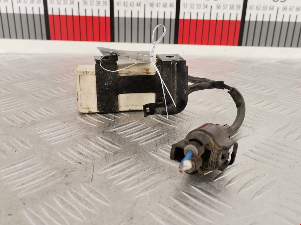 Блок управления вентилятором TOYOTA Yaris 1999-2005