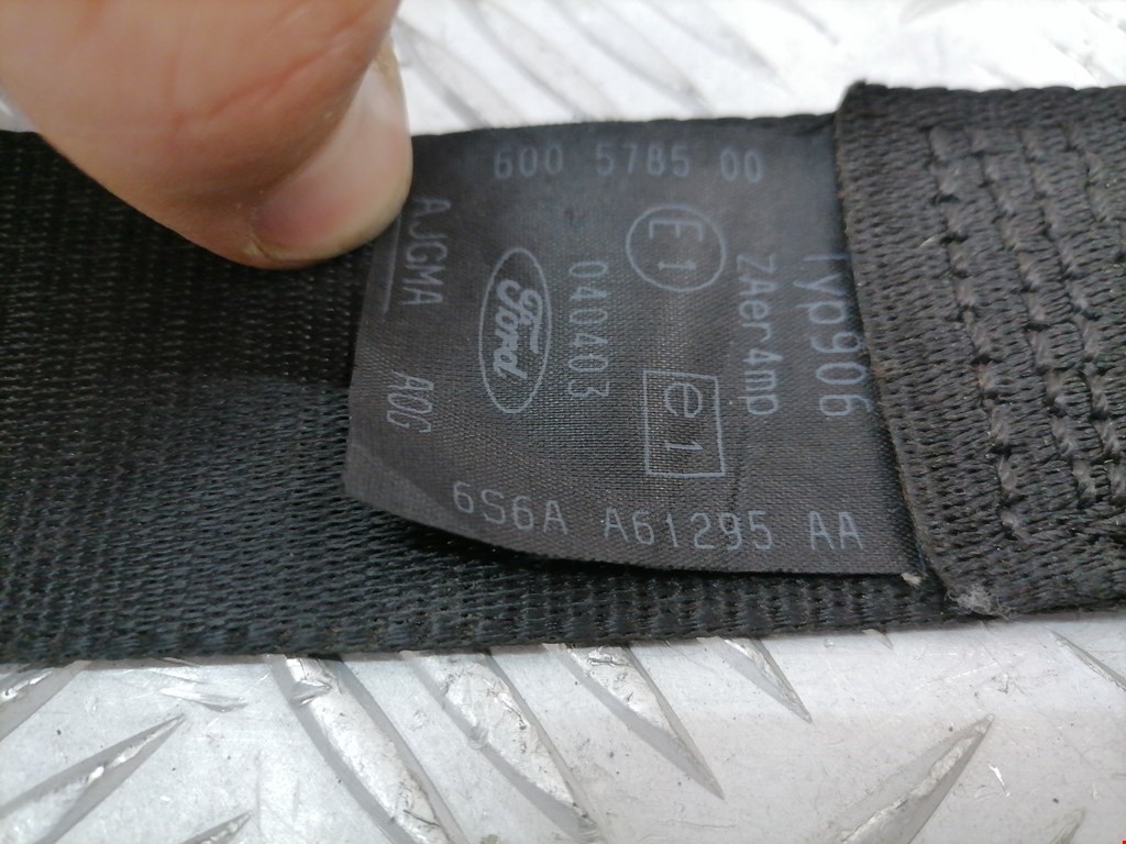 Ремень безопасности передний левый FORD Fiesta 2001-2008