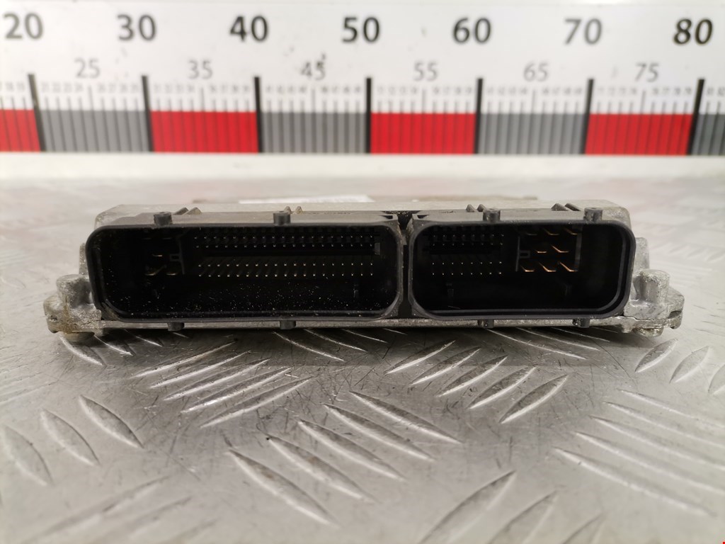 Блок управления двигателя (ЭБУ) SKODA Fabia MK1 1999-2006