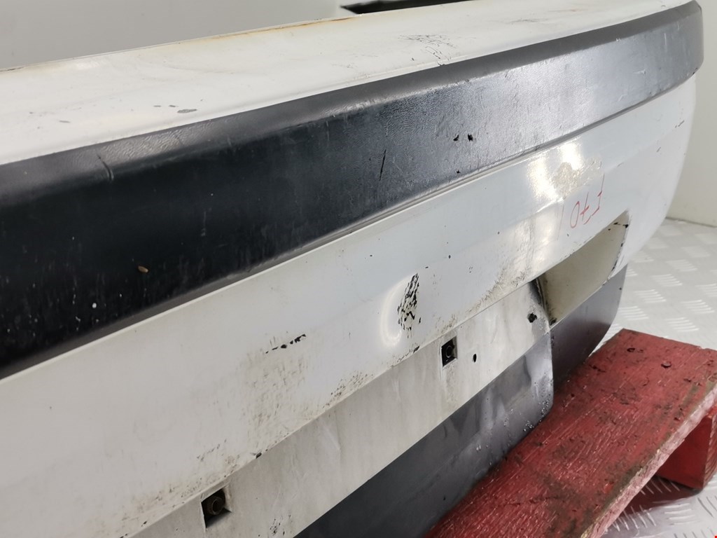 Бампер задний MAZDA 323 BG 1989-1995