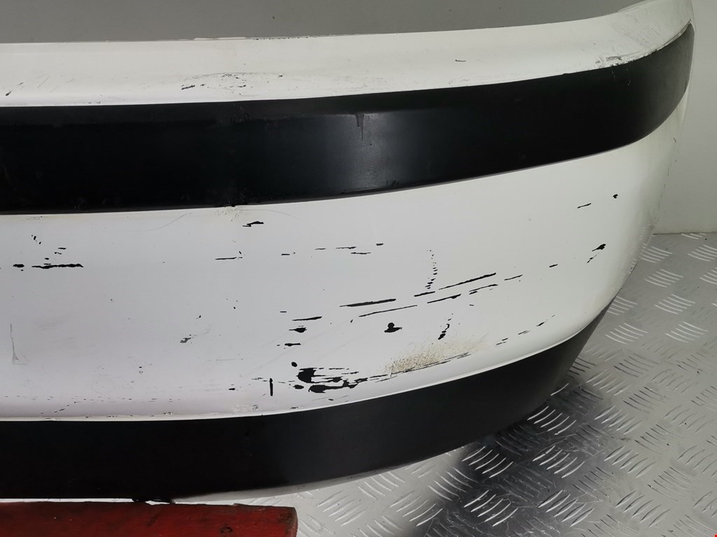 Бампер задний MAZDA 323 BG 1989-1995