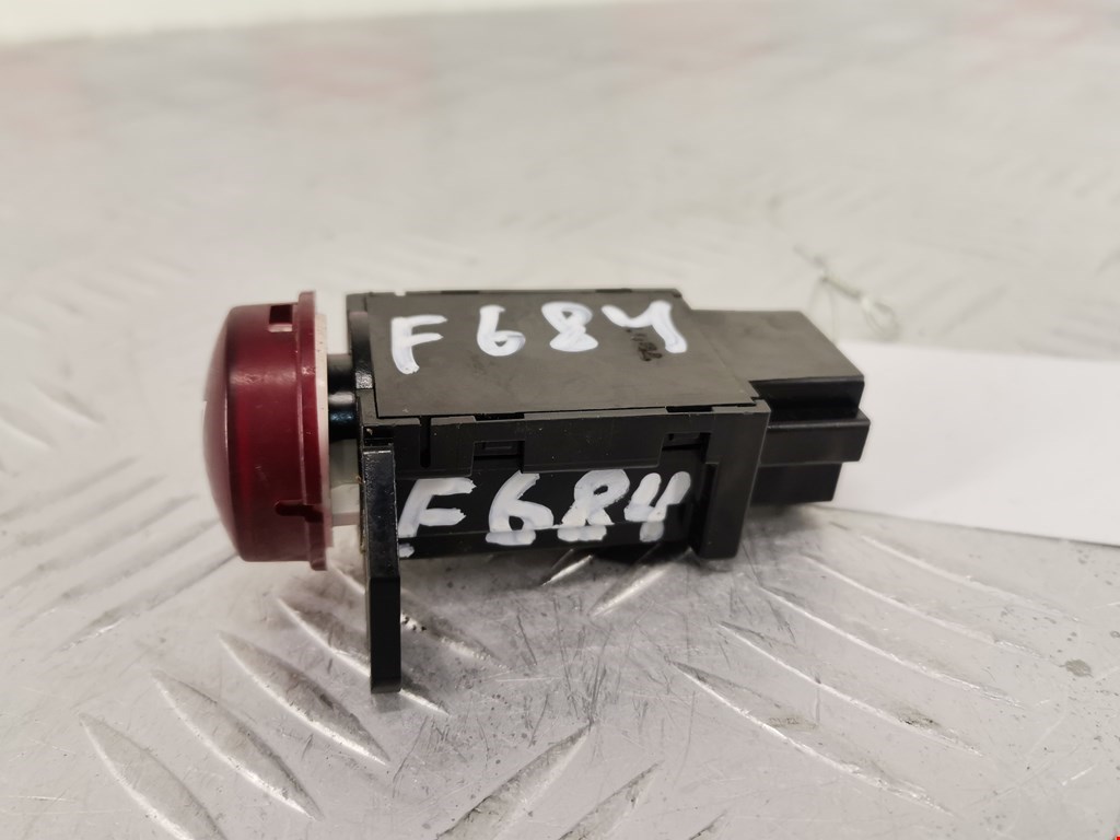 Кнопка аварийной сигнализации (аварийки) MITSUBISHI Colt Z3 2003-2012