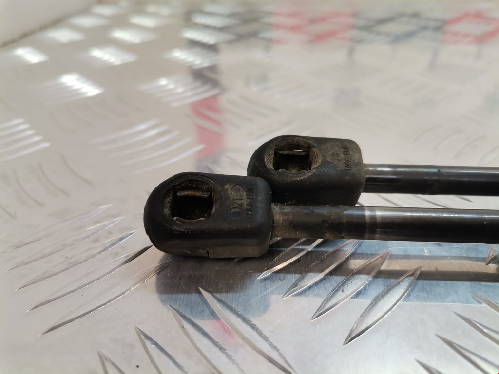 Амортизатор крышки (двери) багажника FORD Fusion 2002-2012